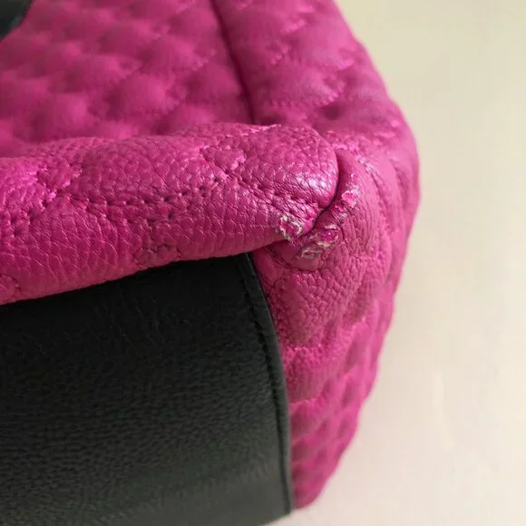 Betsey Johnson Pink Quilted Heart Bow Tote Bag - Picture 6 of 13